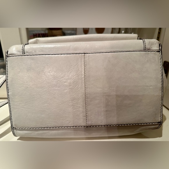 EUC HOBO “Meter” Structured Crossbody Off-White - Picture 7 of 16
